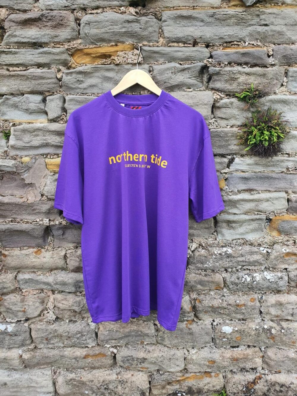 northern tide - Coordinates T-shirt - Purple
